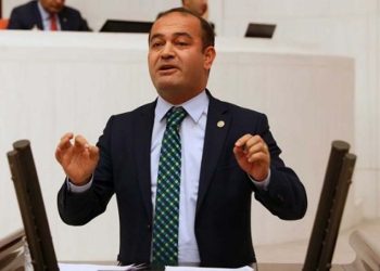 CHP’li Karabat’dan çarpıcı bir iddia: Öğrencilerin çıkarıldığı yurtlarda depremzede yok
