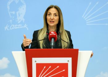 CHP'li Nazlıaka'dan Bakan Yanık'a: 'Bizle değil, kaybolan çocuklarla uğraşın'