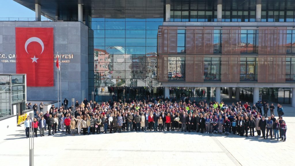 Çanakkale Belediyesi işçileri greve gidiyor