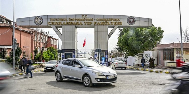Cerrahpaşa Tıp Fakültesinin taşınacak bölümleri belirlendi