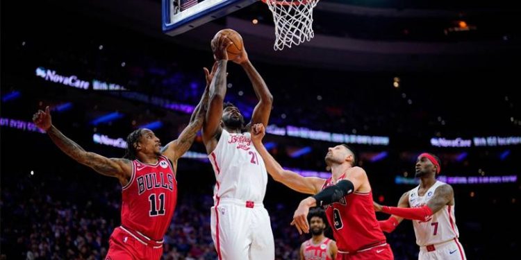 Chicago Bulls, iki kez uzatmaya giden maçta Philadelphia'yı mağlup etti