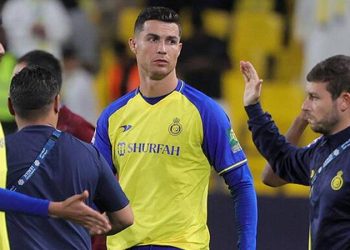 Cristiano Ronaldo, hem hakeme hem de hocasına tepki gösterdi!