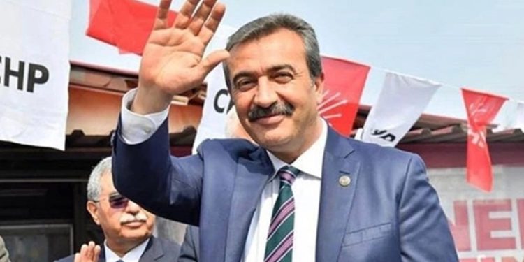 Çukurova Belediye Başkanı Soner Çetin'e suikast girişimi