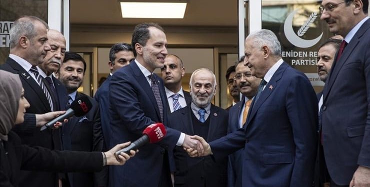 Cumhur İttifakı’na katılan Yeniden Refah Partisi’nde istifa dalgası