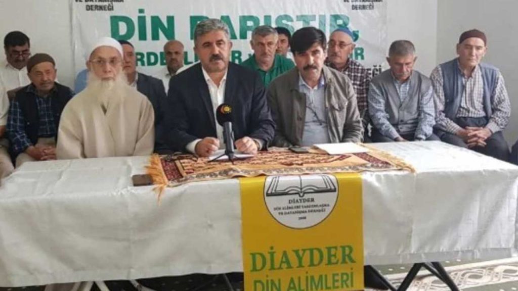 'DİAYDER'e yemek kartı dağıtılması' davası ertelendi, dosya mütalaa için savcılığa gönderildi