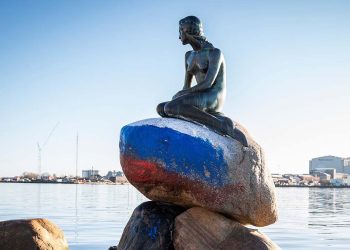 Danimarka'da 'Küçük Deniz Kızı' heykeline bu kez de Moskova yanlıları saldırdı