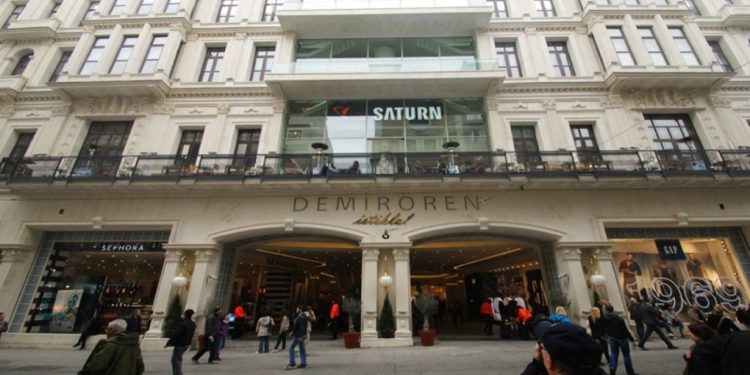 Demirören AVM borç nedeniyle Denizbank'a geçti