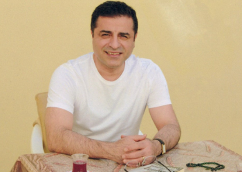 Demirtaş: Yeşil Sol Parti’ye 100 verecek miyiz?