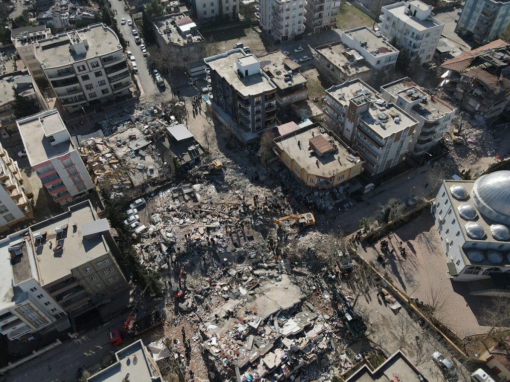 Deprem bölgesinden diğer illere göç edenlerin sayısı 2 milyonu aştı