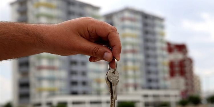 Kahramanmaraş merkezli depremden etkilenen 11 ildeki evlerde ortalama fiyat artışı yüzde 33’e, kira artışı yüzde 56’ya kadar çıktı.