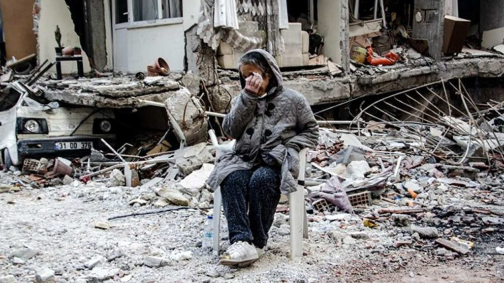 Depremin ardından 26 gün geçti: Hatay'da hala temiz su yok!