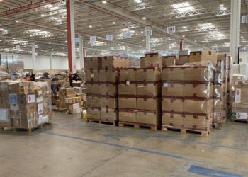 Depremzedeler için gönderilen ‘marka’ mont ve botlar AFAD’ın deposunda bekletiliyor!