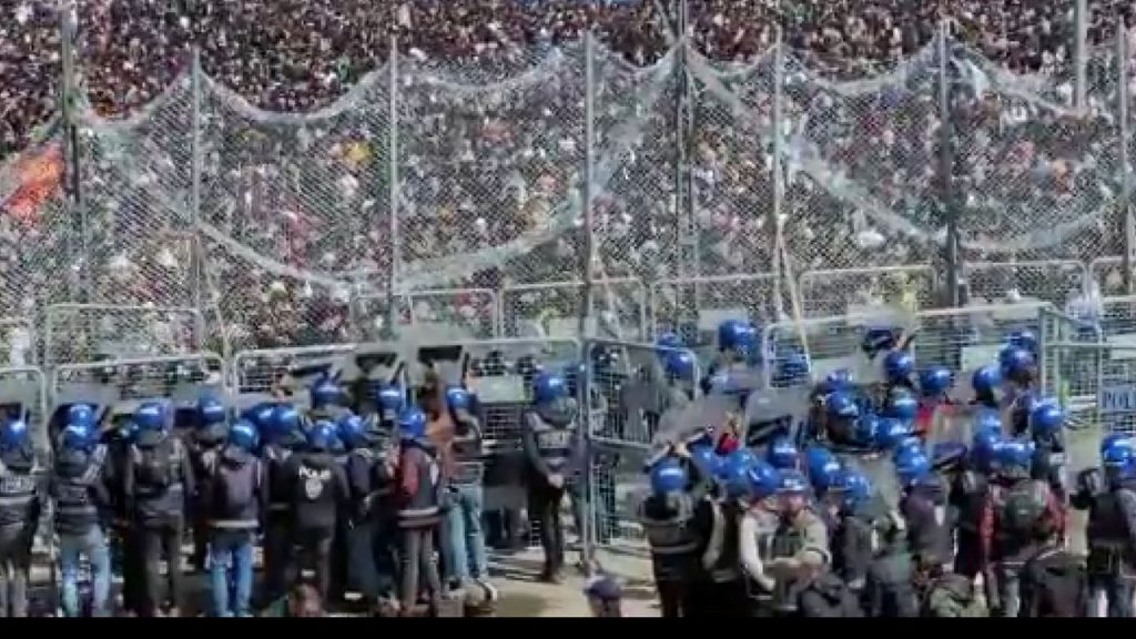 Diyarbakır Newroz’unda 200’e yakın kişi gözaltına alındı