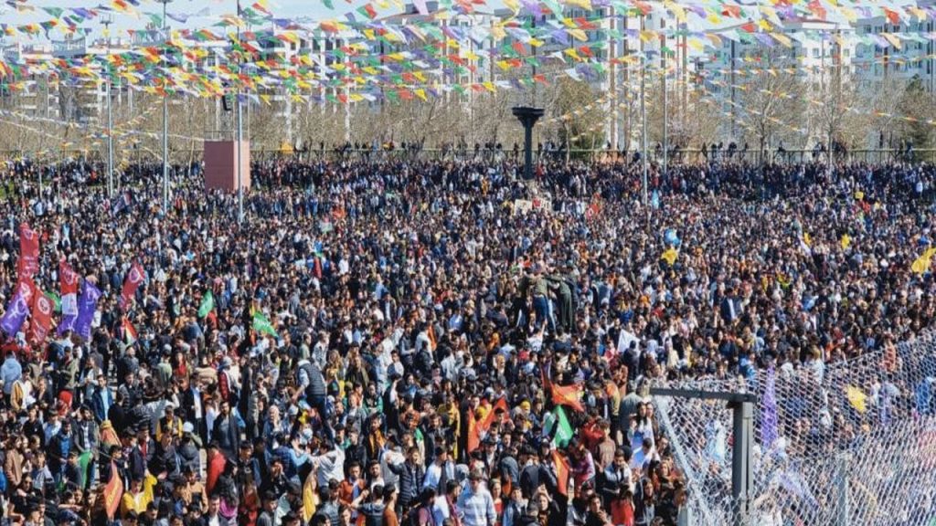 Diyarbakır'daki Newroz’a soruşturma