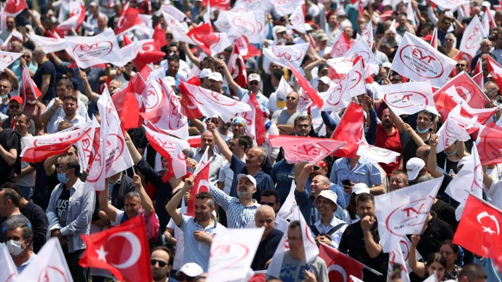 EYT'deki ayrımcılığa isyan: 'İşverene tanıdığınız hakkı bize çok görmek hangi vicdana sığar?'