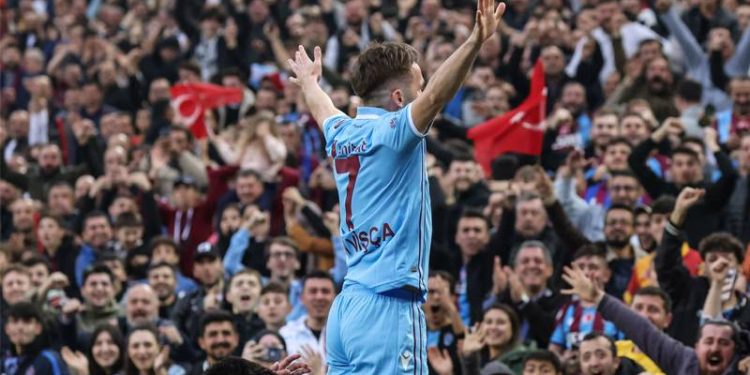 Edin Visca'nın dönüşü Trabzonspor'a ilaç oldu