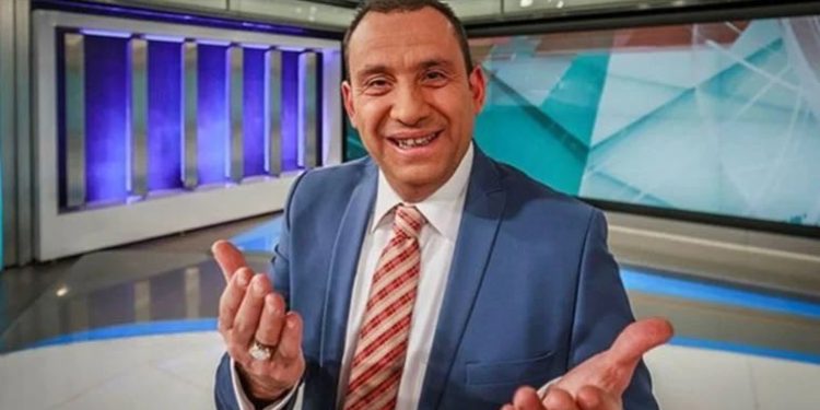 Ekrandan mehteri verip, üniversiteden sahte diplomayı kapmış