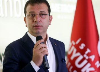 Ekrem İmamoğlu: 'Her şey ona ait olsun istiyorlar, her şeye o karar versin istiyorlar'