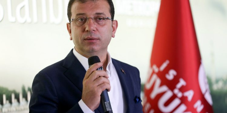 Ekrem İmamoğlu: 'Her şey ona ait olsun istiyorlar, her şeye o karar versin istiyorlar'