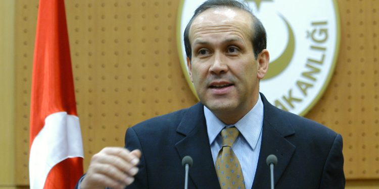 Emekli Büyükelçi Tan uyardı: Devlet odaklı güçler çaresizlik içinde şiddete başvurabilir