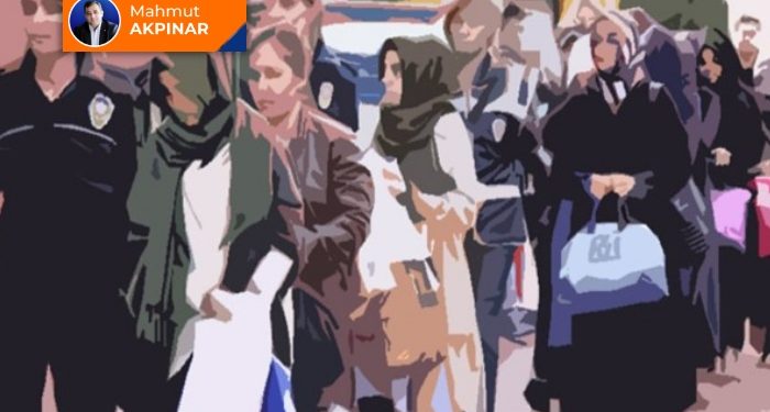 Enkaz altında 10 yıl