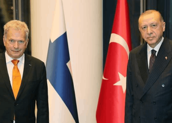 Erdoğan Finlandiyalı mevkidaşı Niinistö'yü karşıladı: Görüşmenin ana gündemi NATO üyeliği