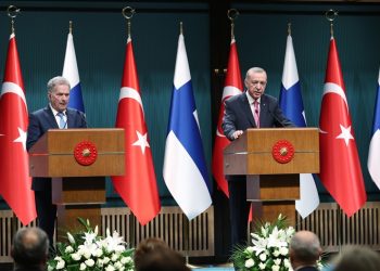 Cumhurbaşkanı Erdoğan, "Güvenlik kaygılarımızın giderilmesi hassasiyetine binaen Finlandiya'nın NATO'ya katılım protokolünün Meclisimizdeki onay sürecini başlatmaya karar verdik." dedi.