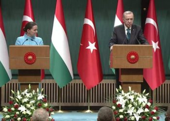 Erdoğan: Macaristan'a doğalgaz verilmesinde konusunda Azerbaycan'la her türlü desteği veriyoruz
