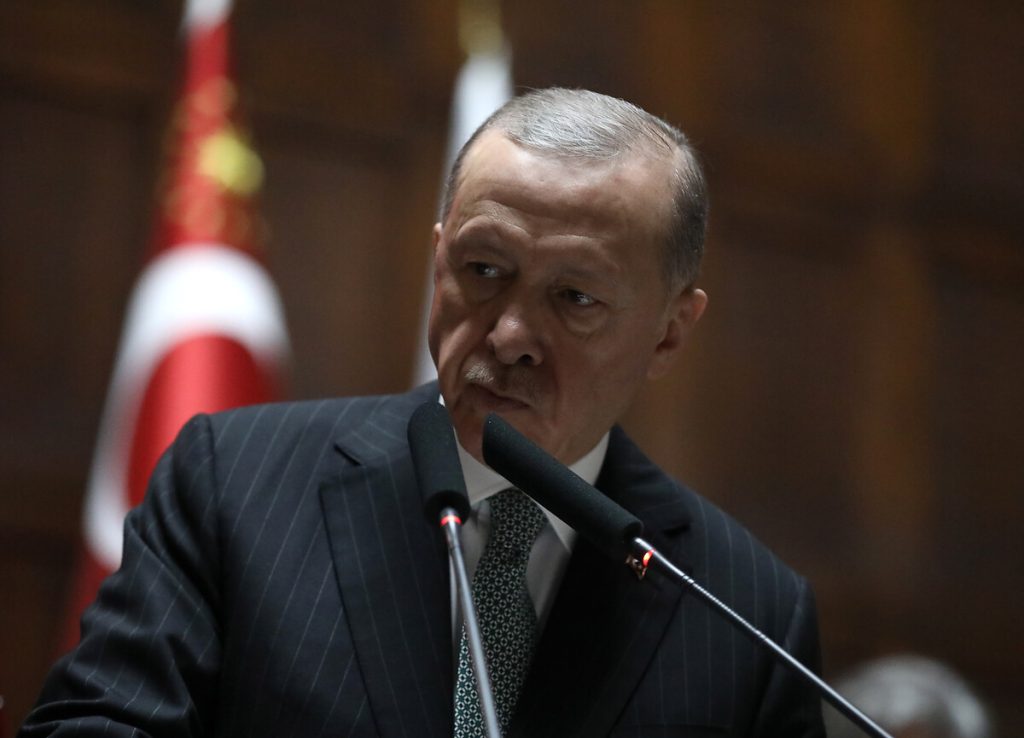 Erdoğan’ın diplomasının paylaşılması talebine red: Rızası yok