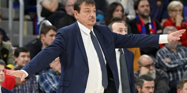 Ergin Ataman, Kızılyıldız maçında ihraç edildi!