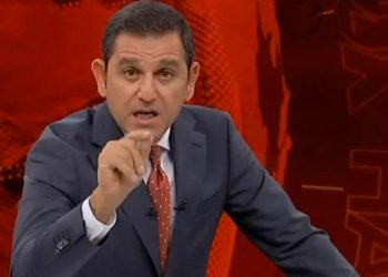 Fatih Portakal’dan sert eleştiri: Yunanistan’da 40 insan ölüyor, bakan istifa ediyor; bizde 45 bin kişi can veriyor, özür dileyen yok
