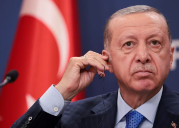 Fehmi Koru: AK Parti kendi oyun planının kendisine karşı kullanıldığının farkında değil