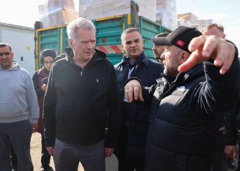 Finlandiya Cumhurbaşkanı Niinistö, deprem bölgesi Kahramanmaraş’ı ziyaret etti