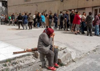 Uluslararası derecelendirme kuruluşu Fitch Ratings, deprem yüzünden Türkiye’deki bankaların sorunlu kredilerinde artışın yaşanacağını, ancak afetin bankaların notunu etkilemesinin beklenmediğini kaydetti.