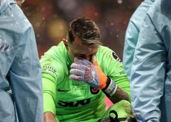 Galatasaray teknik heyetinden Muslera kararı