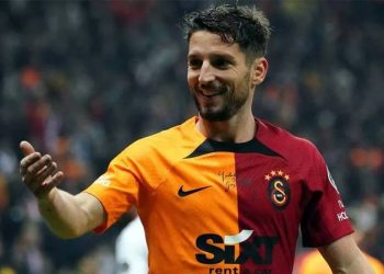 Galatasaray'da Mertens'e özel program