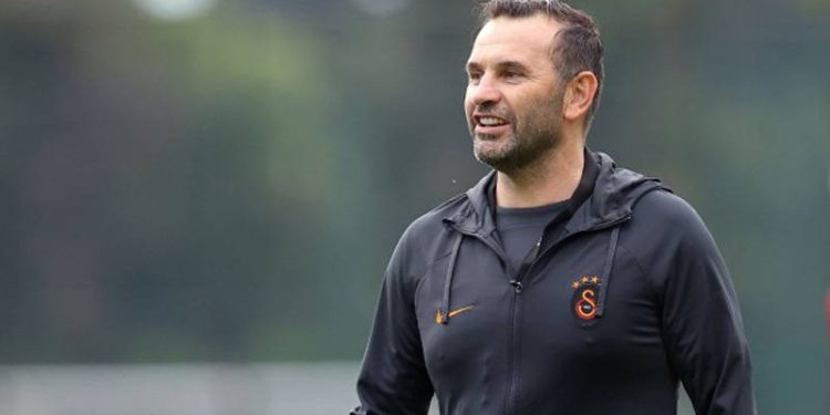 Galatasaray'da Okan Buruk'tan tarihi dokunuş