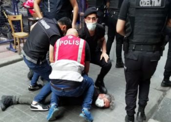 Gazeteci Bülent Kılıç'ın işkenceyle gözaltına alınmasına takipsizlik, polise hakaretten dava