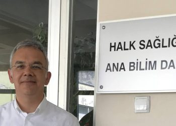 Prof. Dr. Kayıhan Pala, Uludağ Üniversitesi'ndeki görevini bıraktı: Gerçeğin peşinde koşmaya devam edeceğim