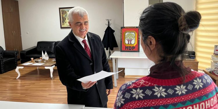 Gergerlioğlu yoğun istek üzerine yeniden aday oldu