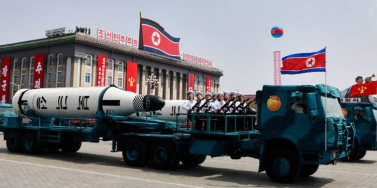 Gerilim artıyor: Güney Kore ve ABD'nin 'Özgürlük Kalkanı' tatbikatının ardından Kuzey Kore'den balistik füze denemesi