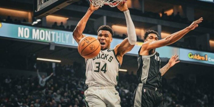 Giannis Antetokounmpo yıldızlaştı; Milwaukee Bucks liderliğini sürdürdü