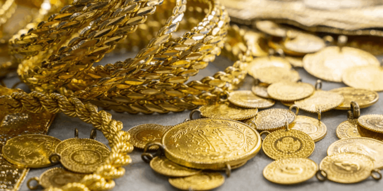 Gözler Fed'in faiz kararında: Altın fiyatları tarihi zirveden çekildi