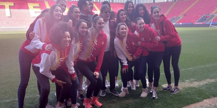 Göztepe'nin gözü Sultanlar Ligi'nde