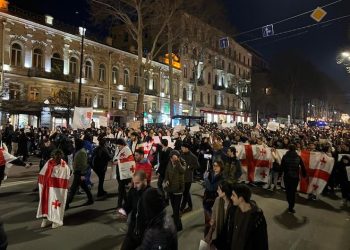 Gürcistan’da protestolar sonuç verdi, iktidar ‘yabancı ajan’ yasasını geri çekecek