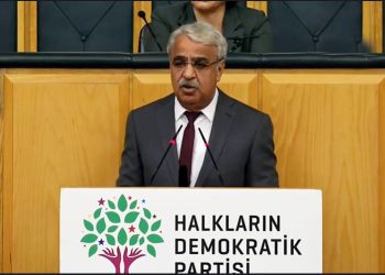 HDP’li Mithat Sancar: Bakanlık beklentimiz yok, bunun karşımıza getirilmesini ‘zül’ sayarız