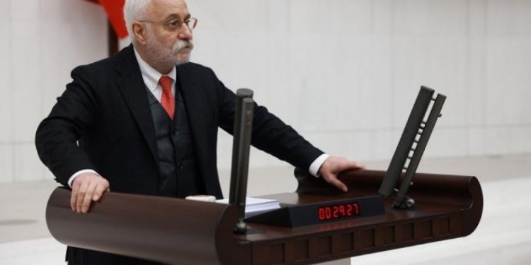 HDP'li Oluç: Irkçılık karşısındaki mücadeleden asla vazgeçmeyeceğiz