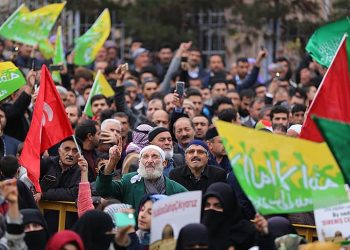 Cumhur ittifakını dışarıdan destekleyeceklerini açıklayan HÜDA-PAR Sözcüsü Serkan Ramanlı, Cumhurbaşkanı Tayyip Erdoğan’ın başbakanken söylediği “Biz her türlü milliyetçiliği ayakları altına almış bir partiyiz” sözünü hatırlattı.