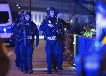 Hamburg'da Yehova Şahitleri'ne ait kiliseye silahlı saldırı: 7 ölü