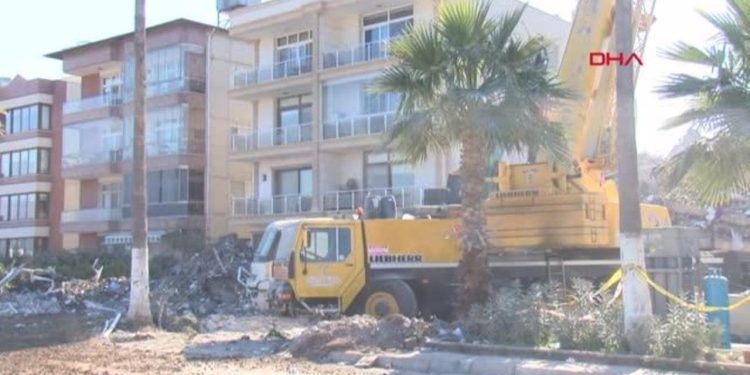 Hatay'da 120 kişinin öldüğü Eda Apartmanı için bir gün önce yıkım kararı alınmış